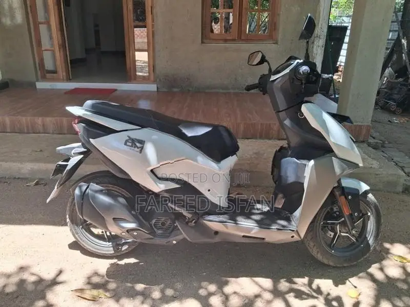Hero Xoom 110 Zoom 2025