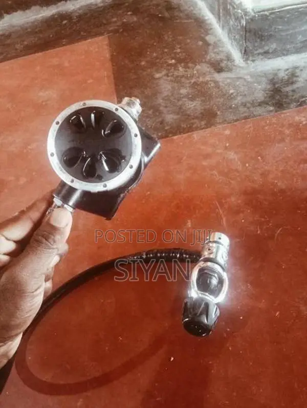 Diving regulator