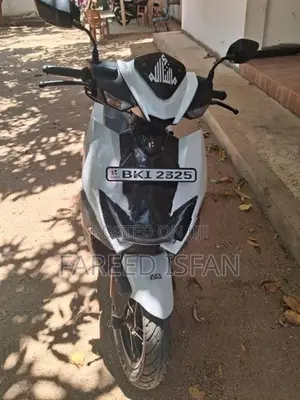 Hero Xoom 110 Zoom 2025