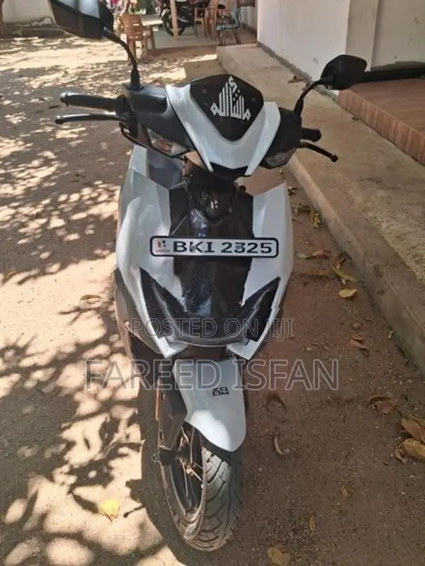 Hero Xoom 110 Zoom 2025