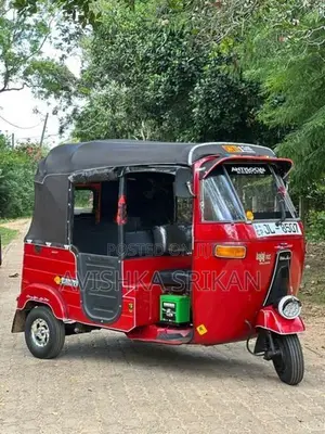 Bajaj RE 2003