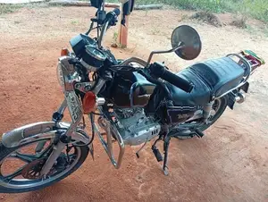 Suzuki GN 125 2011