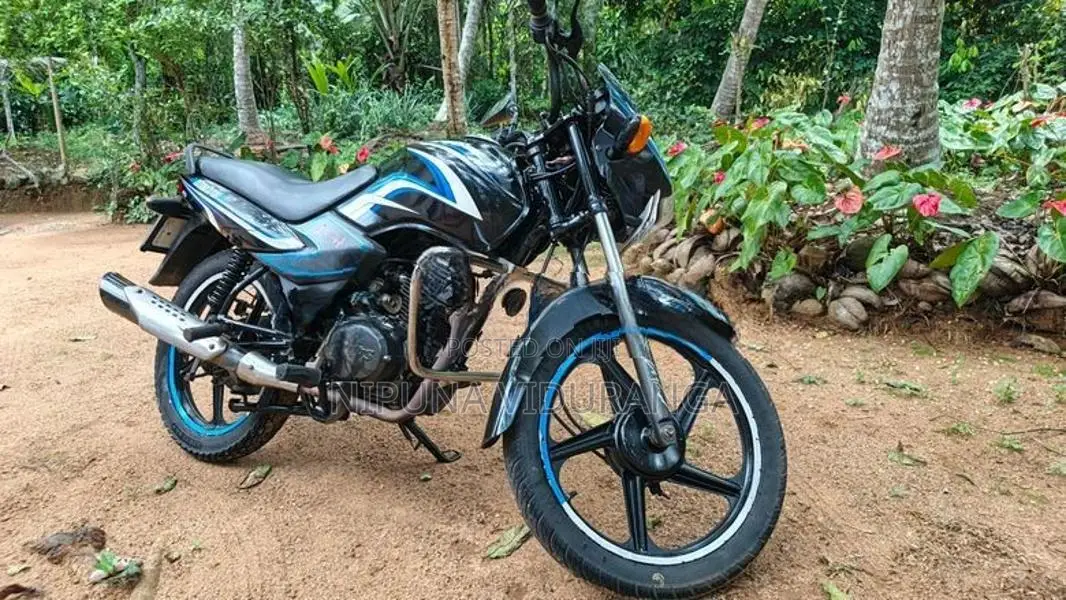 TVS Metro 2015