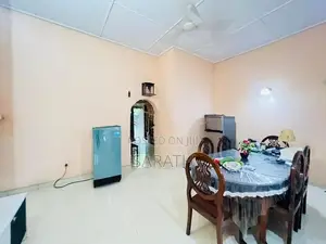 මාලබේ නගරයෙන් වටිනා නිවසක් විකිණීමට