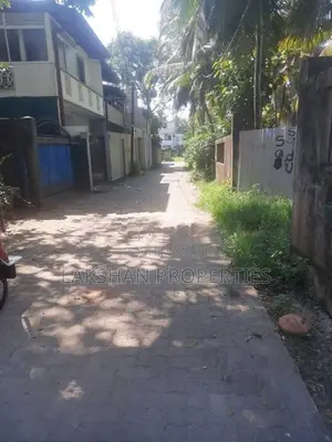 Land For Sale In Boralesgamuwa werahera