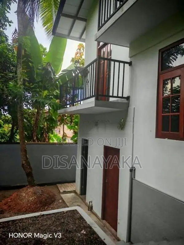 luxury House for sale in angoda Ds 10457