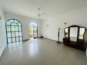 (AFA609) 02 Story House With 15.05 P Sale At Malwatha Road Dehiwala