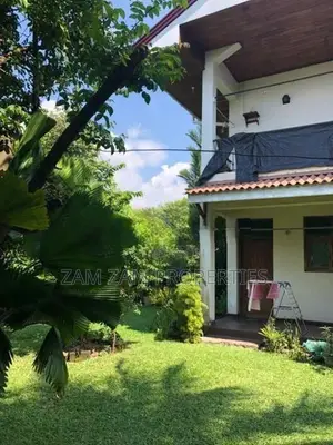 House for Sale in Off Anderson Road Dehiwala