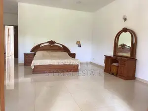 Almost Brand New Luxury 3 Story House For Sale In Nawala