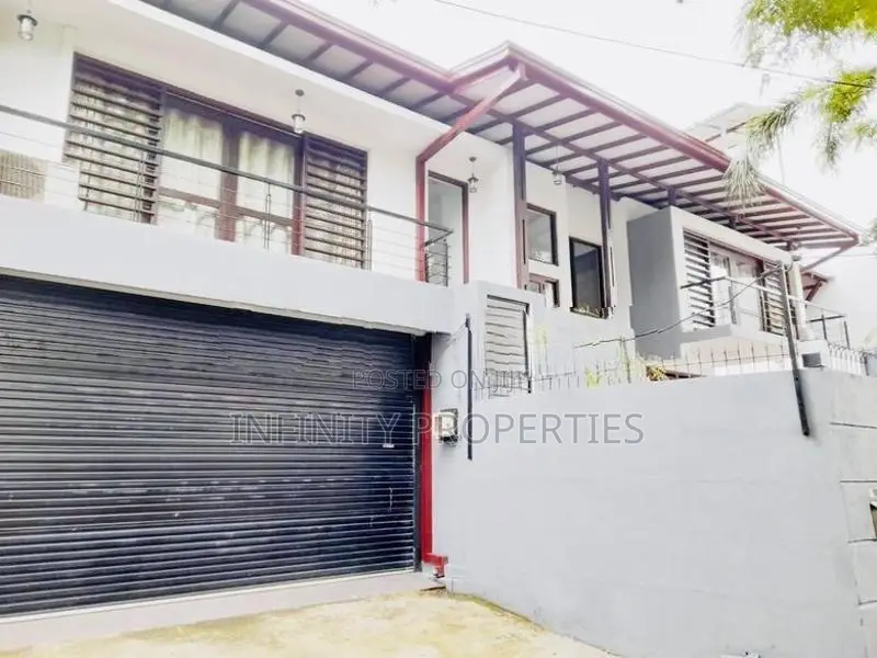 (AFA593) 02 Story house in Mirihana Nugegoda