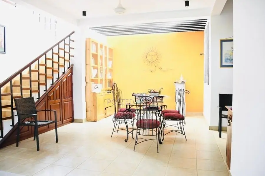 Gated community 23 Perch Beautiful house