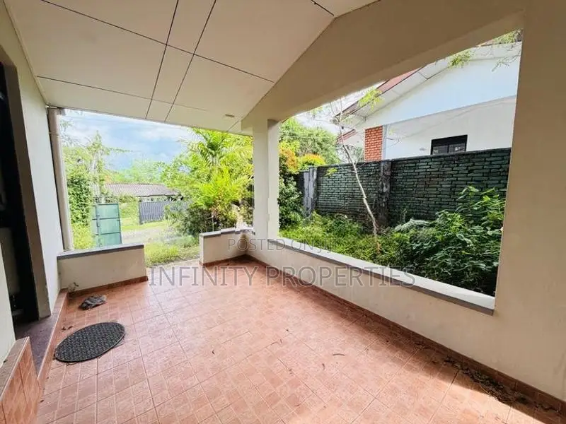 (AFA618) 3 P with Single Story House Sale At Thalawathugoda