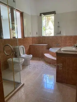 Almost Brand New Luxury 3 Story House For Sale In Nawala