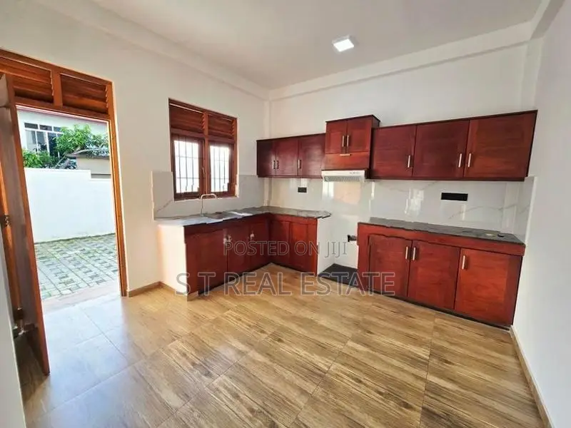 Brand New Luxury 3 Story House For Sale In Makandana