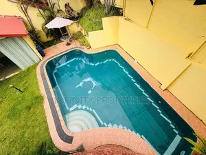 (AFA588) Luxury House With 18 P sale At Rajagiriya