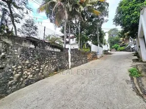 20P Land & Old House For Sale In Pannipitiya