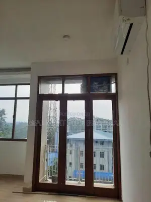 Battaramulla : Brand New 4BR Large Modern Luxury Apt for Sale