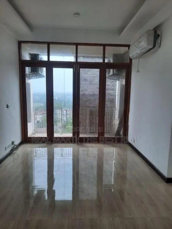 Battaramulla : Brand New 4BR Large Modern Luxury Apartment for Sale