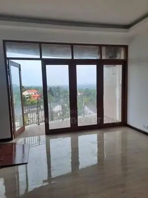 Battaramulla : Brand New 4BR Large Modern Luxury Apt for Sale