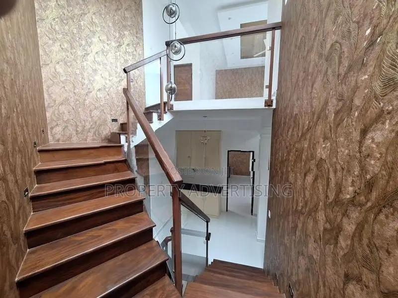 luxury modern house for sale in bathtaramulla