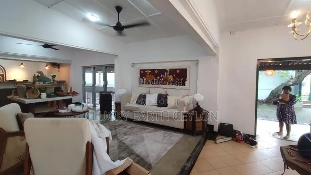 Sale Moratuwa, Land with Colonial House For Value Only (NZMS3039)
