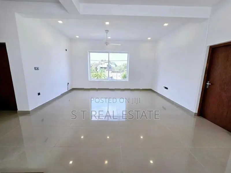 Brand New Luxury 3 Story House For Sale In Mount Lavinia