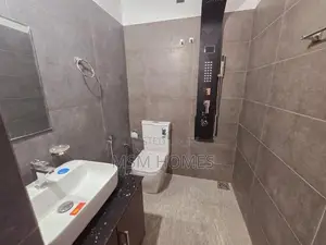Luxury Apartment Newly Build House For Sale in Negombo