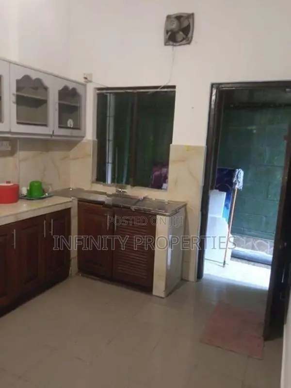 (AFA634) 02 Story House Sale At Epitamulla road Pitakotte
