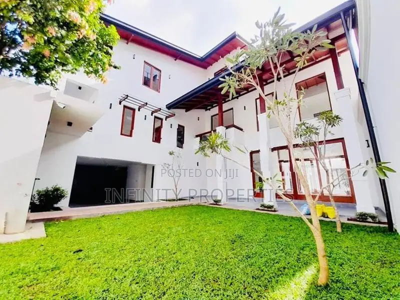 (AFA644) New 03 Storey Luxury House with 20p Sale at Pitakotte