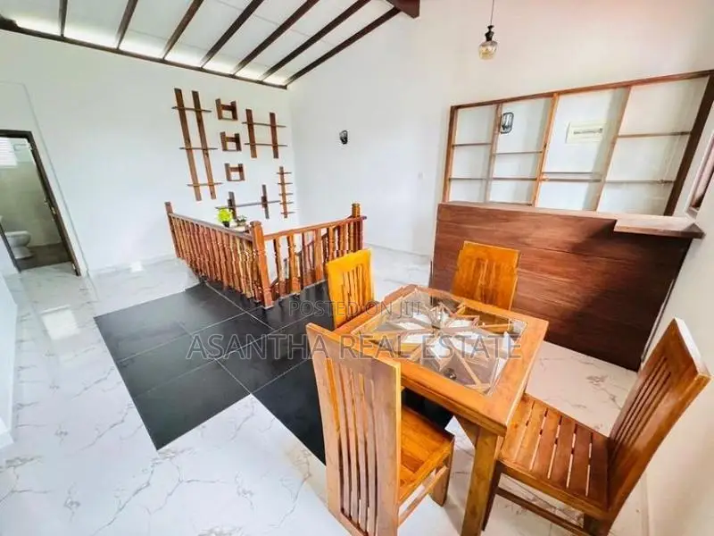 (AF372) 02 Storey House with 10.5P for Sale Aturugiriya