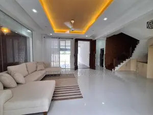 luxury Beautiful house for sale in bathtaramulla