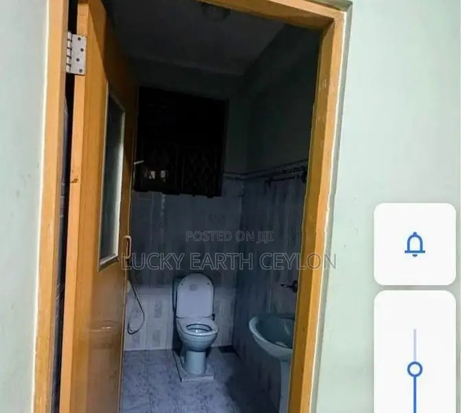 Wellampittiya, 3 story Semi Furnished House For Rent (ZM1057)