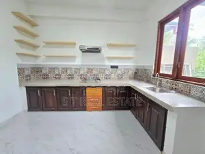 Brand New 3 Storey House for Sale in Jayaliyagama, Kottawa