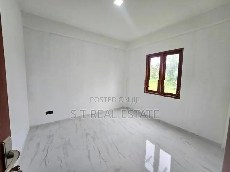 Brand New 3 Storey House for Sale in Jayaliyagama, Kottawa