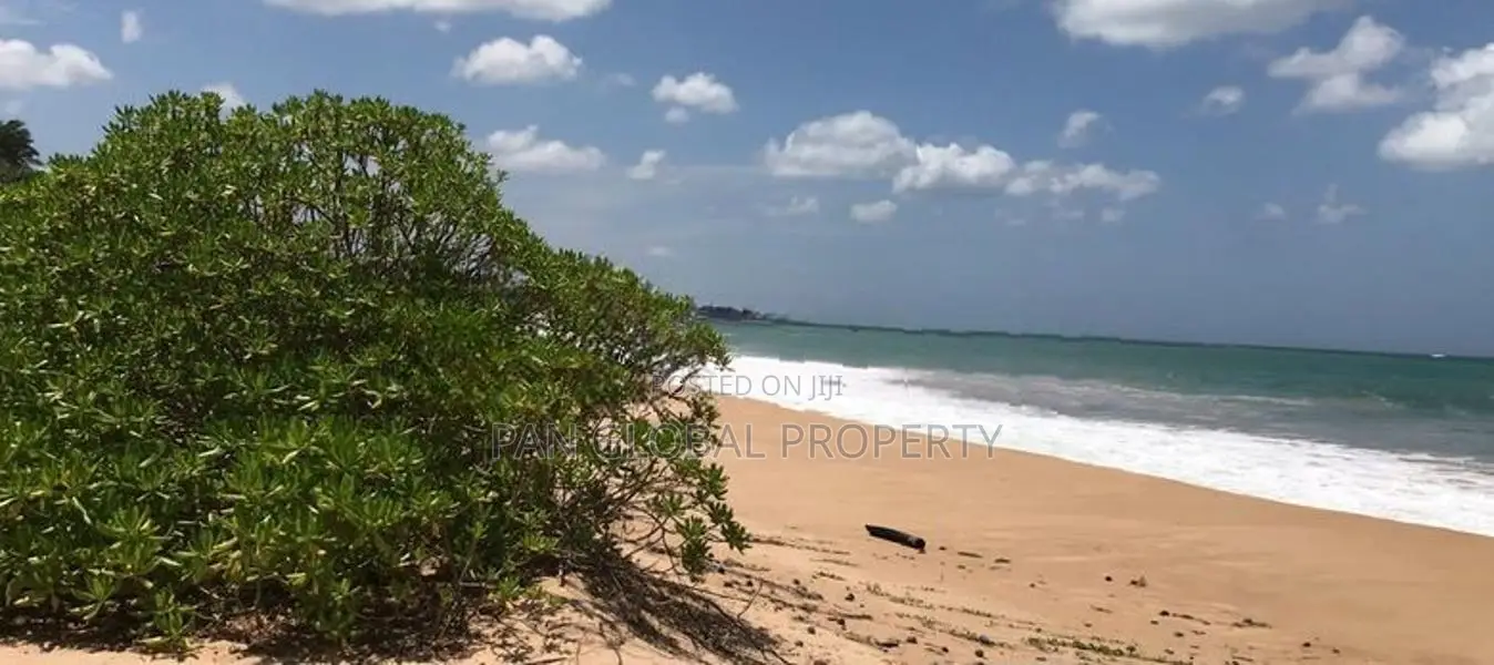 Beach Land for Sale in Tangalle