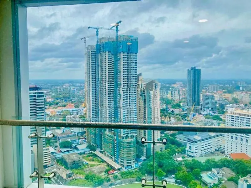 Apartment For Sale in Colombo City Centre