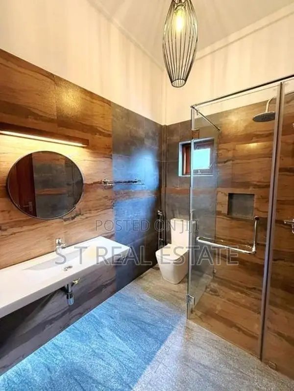 Modern Designed Luxury Two Storey House for Sale in Thalawathugoda