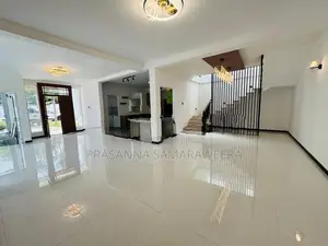 Solid Brand New Modern super luxury House-piliyandala
