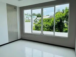 Solid Brand New Modern super luxury House-piliyandala