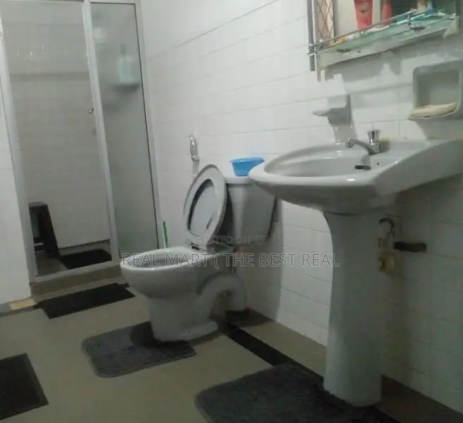 Colombo 5 : 3BR (17.5P) House for Sale