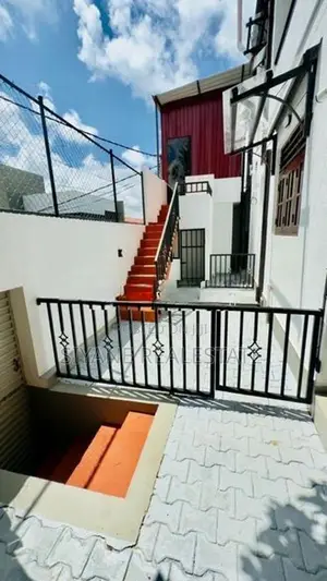 Modern House for Sale in Thalawathugoda