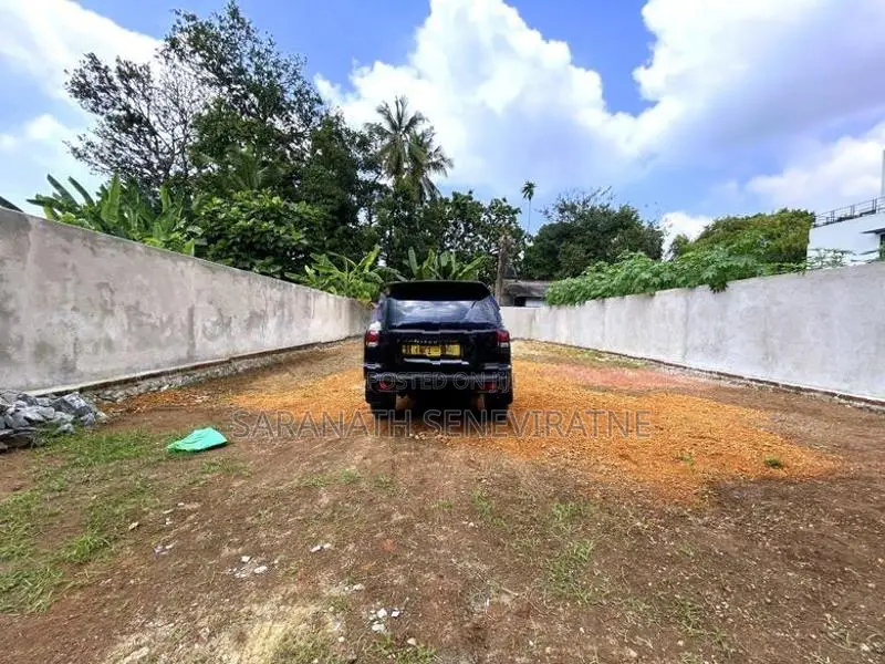 Land in Werahara Boralesgamuwa