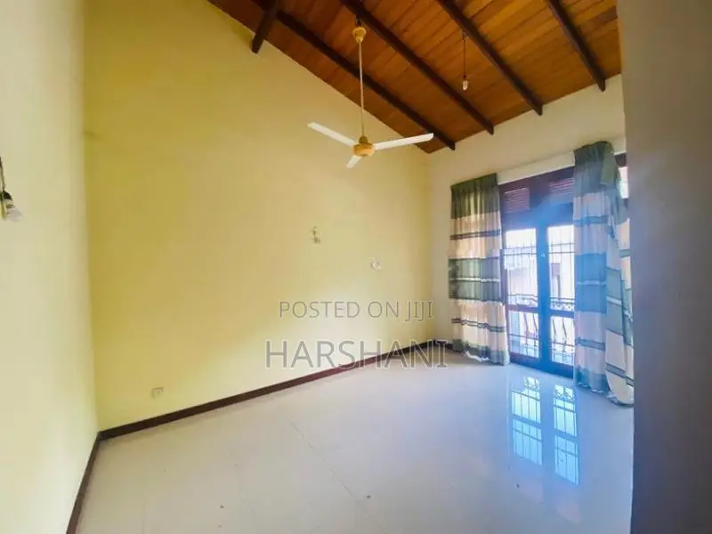 Single Storey House with 2 Annex for Sale Malabe Town