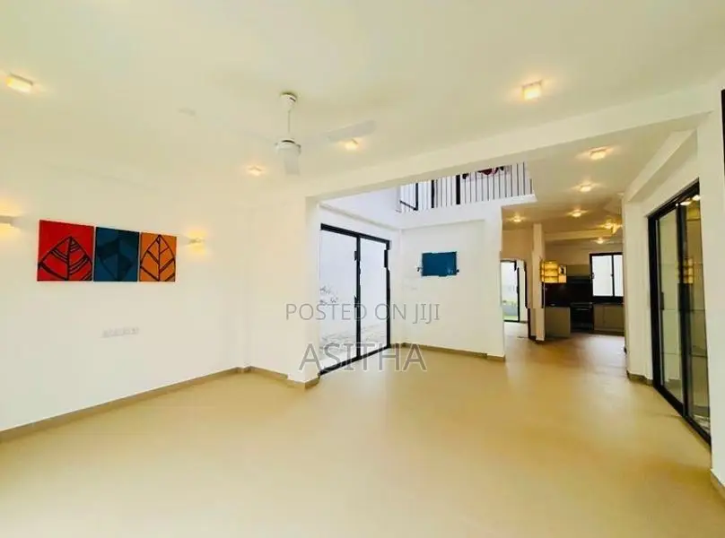 New Luxury House Piliyandala
