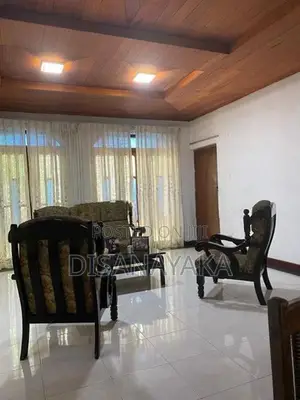 House with land for sale in Nugegoda Ds30000