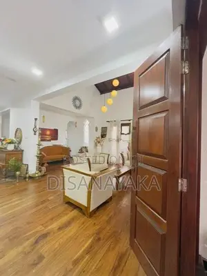 super luxury house for sale in koswatte Ds208070