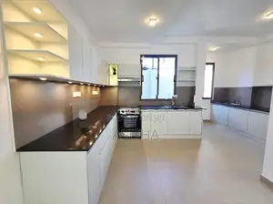 New Luxury House Piliyandala