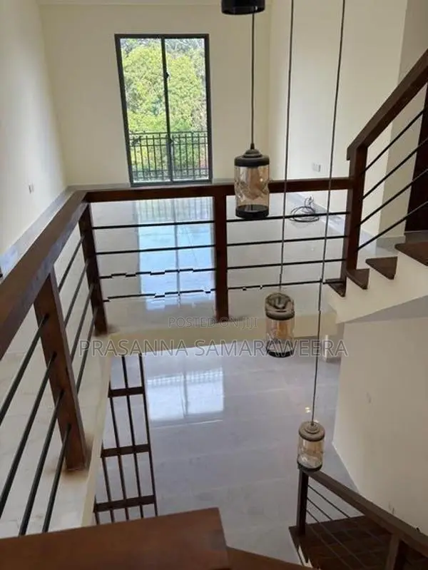 New solid Modern super luxury House-piliyandala