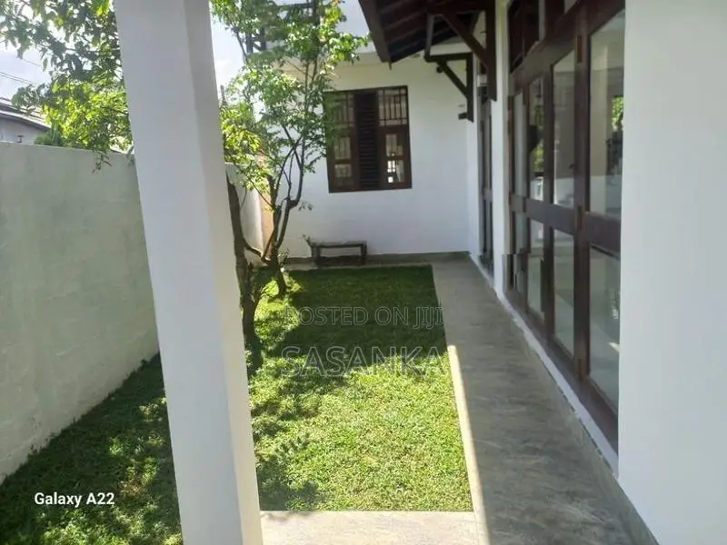Boralesgamuwa Two Storey House for Sale