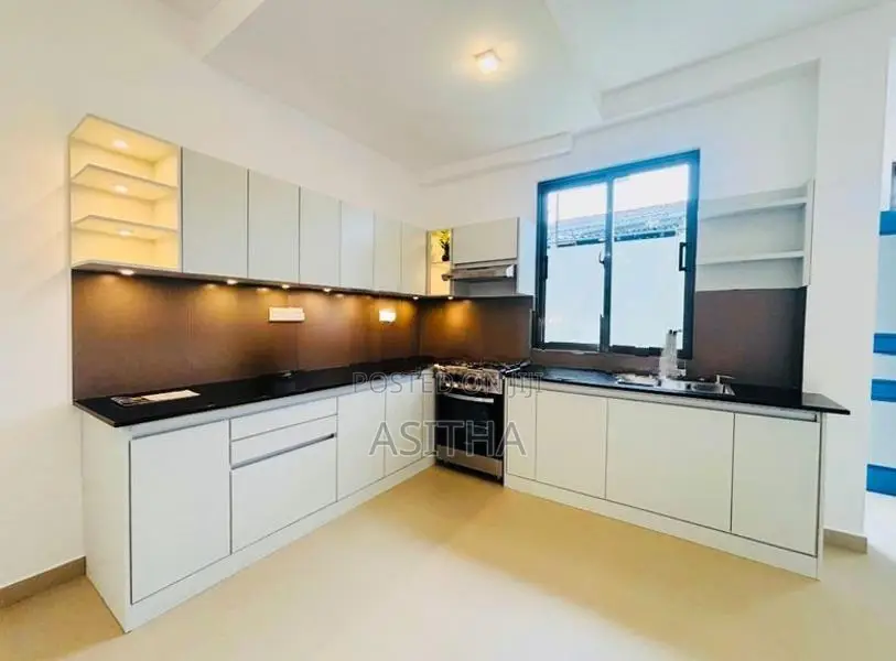 New Luxury House Piliyandala